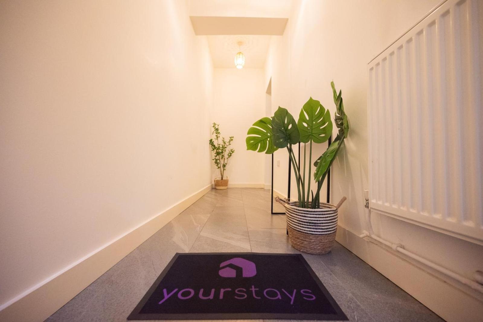 Pottery House By Yourstays * Stoke-on-Trent