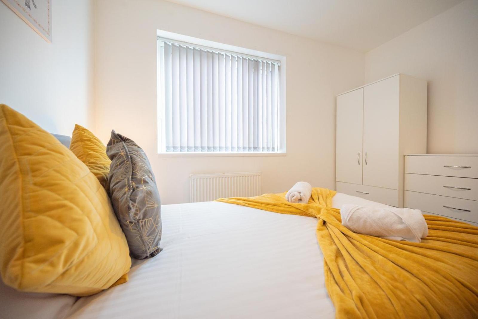 Pottery House By Yourstays * Stoke-on-Trent